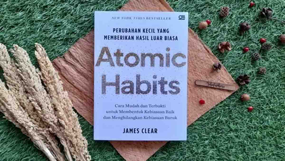 Atomic Habits & James Clear